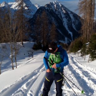 Kapsa v pase je na pravé straně - Direct Alpine Rebel