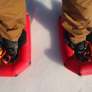 Nafukovací sněžnice SmallFoot po nasazení. Redakce Světa outdooru