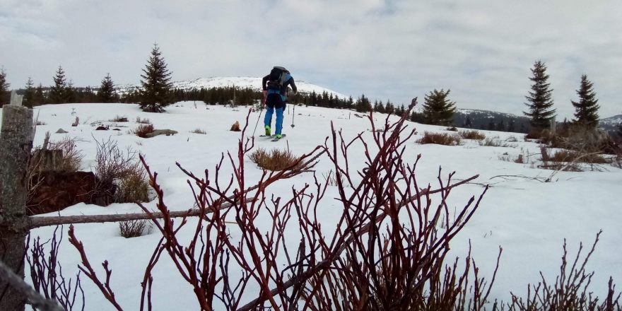 Pro sólo túry během karantény je batoh s airbagem skvělý parťák - Osprey Soelden PRO 32