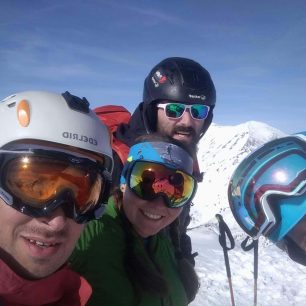 Testování brýlí Julbo Aerospace na ledovci. Redakce Světa outdooru