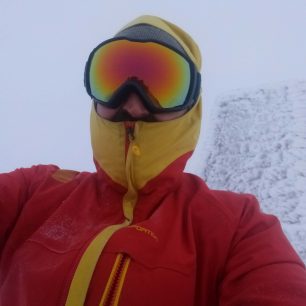 Testování brýlí Julbo Aerospace při krkonošském běsnění. Redakce světa outdooru