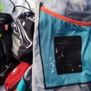 Vnitřní síťovaná kapsa s kapsičkou na skipas - Ternua Alpine Pro Jacket M