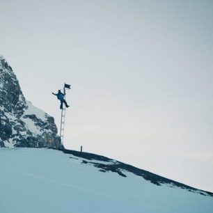 Zkouška bundy Ternua Alpine Pro Jacket M při výstupu na stožár