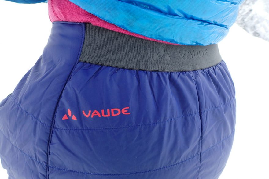 Elastický pas - zadní díl sukně Vaude Women´s Sesvenna Skirt. Redakce Světa outdooru