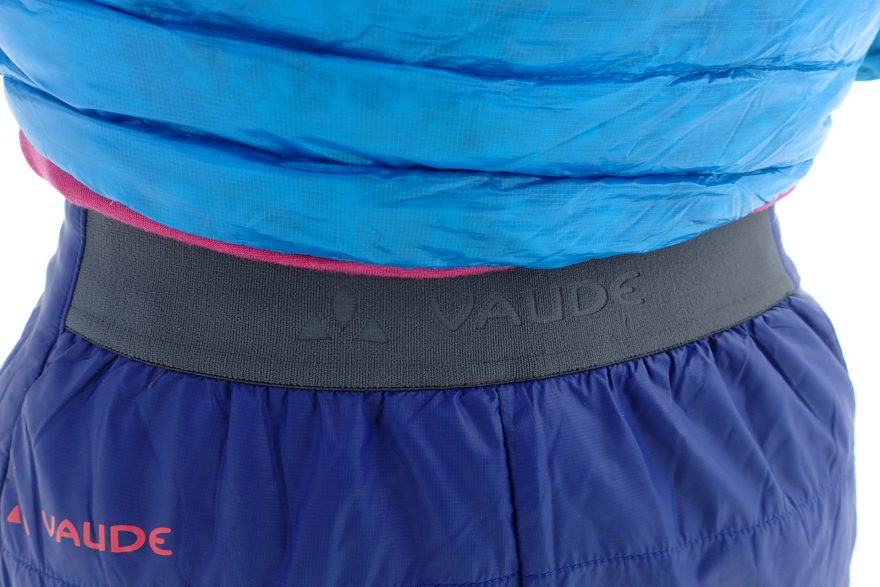 Elastický pas - zadní díl sukně Vaude Women´s Sesvenna Skirt. Redakce Světa outdooru