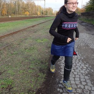 Intenzivní testování sukně Vaude Women´s Sesvenna Skirt při běhu. Redakce Světa outdooru