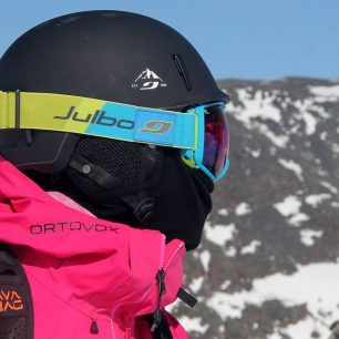 Julbo Airflux tvoří s helmou Julbo Freetourer výbornou kombinaci. Jan Pala