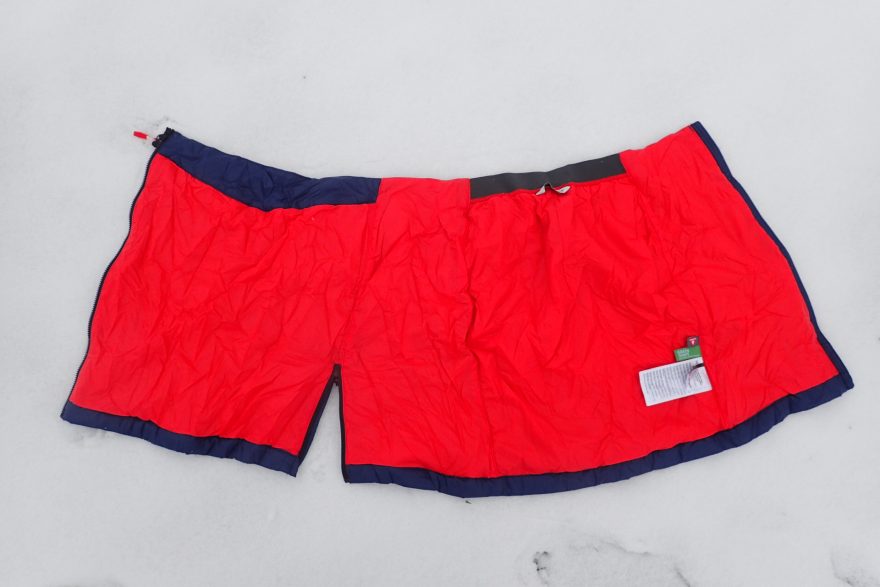 Rozložená sukně Vaude Women´s Sesvenna Skirt - rubová strana. Redakce Světa outdooru