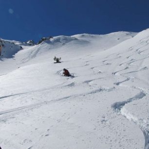 Na splitboardu z Vihrenu ke stejnojmenné chatě.