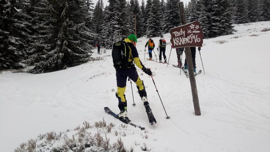 Skialpování s lyžemi Armada Tracer 98 v Krkonoších. Vojtěch Dvořák