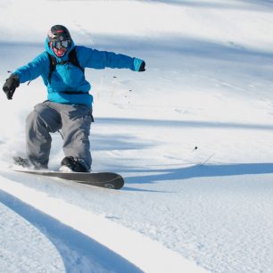 Splitboard umožňuje skvělé sjezdy volným terénem