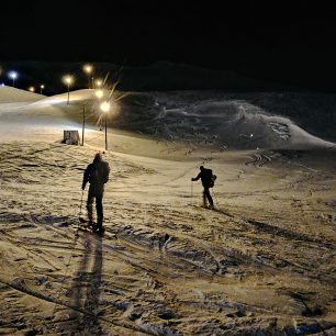 Půlnoční výstup na Hlíðarfjall