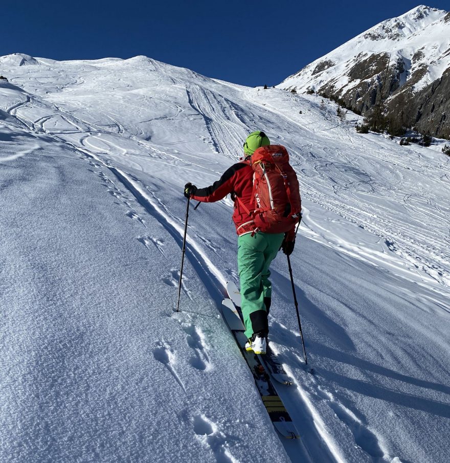 S G3 SLAYr 114 ke Strela passu