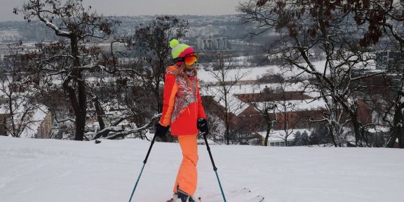 Městský skialp, nebo-li urban skimo v únorové Praze 2021