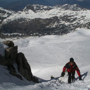 Kousek pod sedlem Collado de la Rimaya (3232 m)