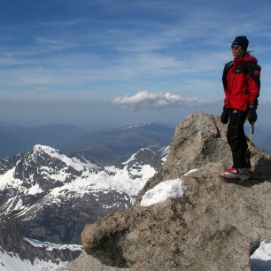 Na vrcholu Pico de Maladeta (3308 m)
