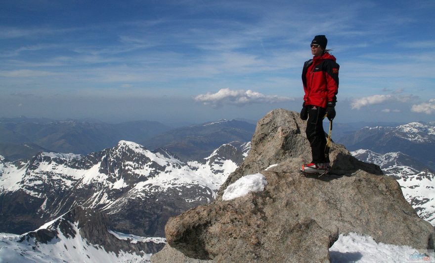 Na vrcholu Pico de Maladeta (3308 m)