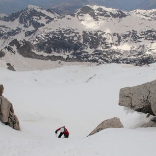 Závěrečný úsek do sedla Collado de la Rimaya (3232 m)