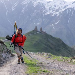 Cestou do základního tábora při výstupu na Kazbegi