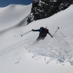 Sjezd ze sedla pod závěrečný výstup na Storebjorn