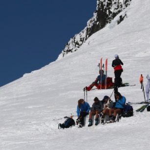 Odpočinek v sedle Bjørnskardet (1950 m)