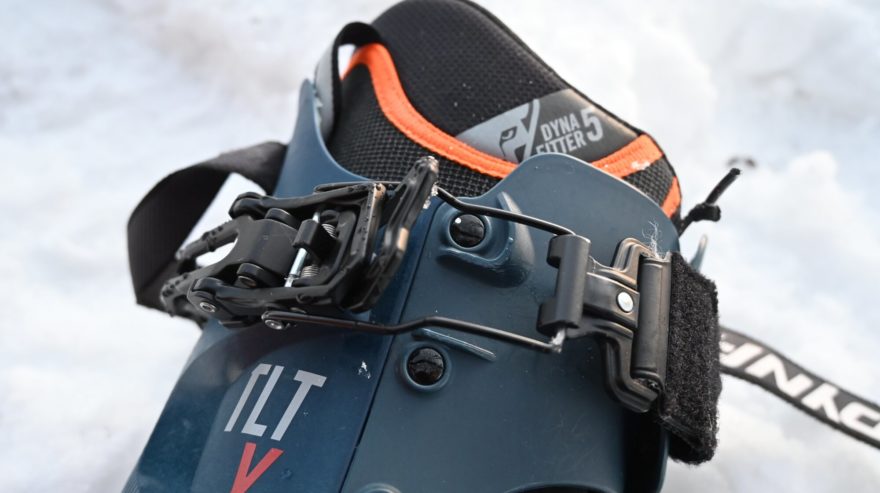 Detail pákového mechanismu fixace komínu - Dynafit TLT X