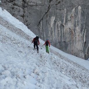 Starší laviniště důkladně prověří kolena při sjezdu