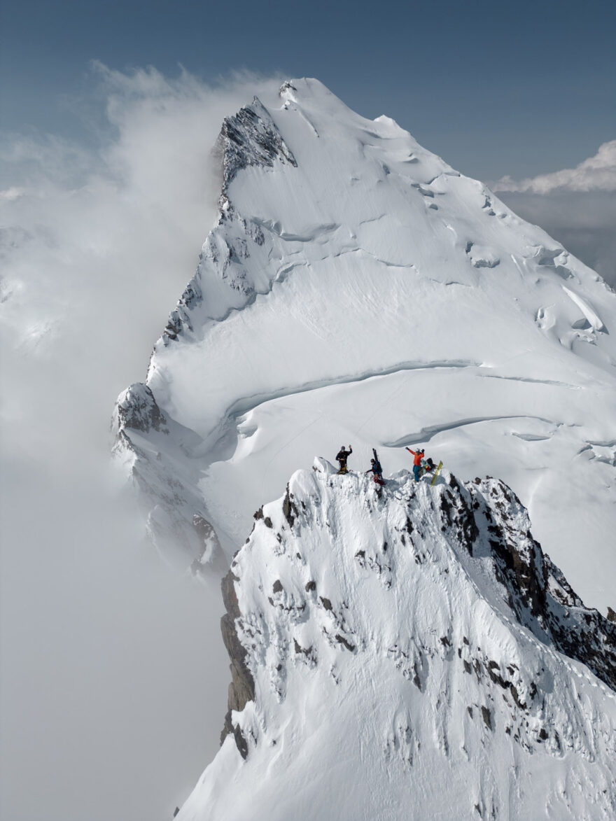 Vrchol Lenzspitze, za námi Dom
