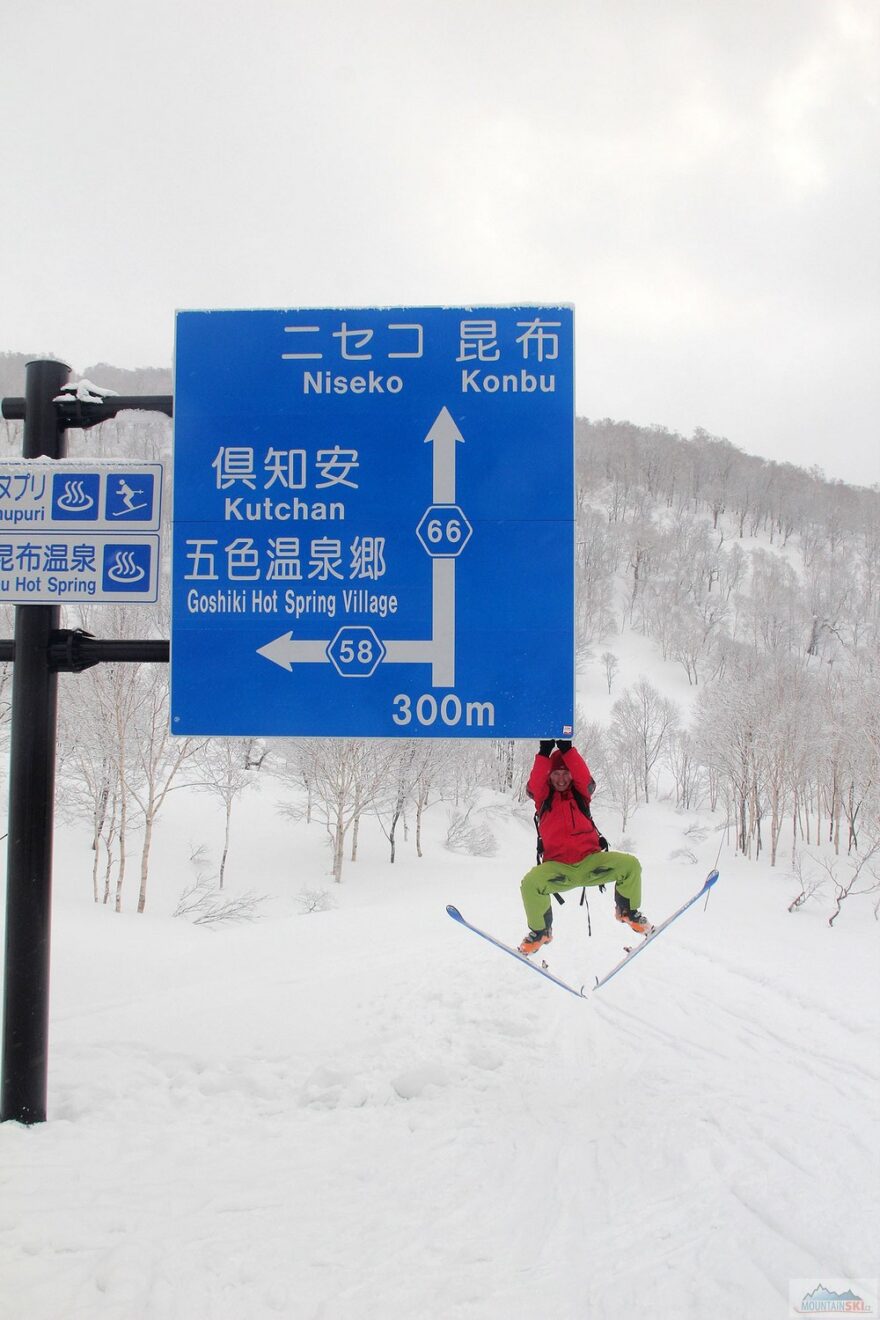 Cestou do Niseka na skialpech