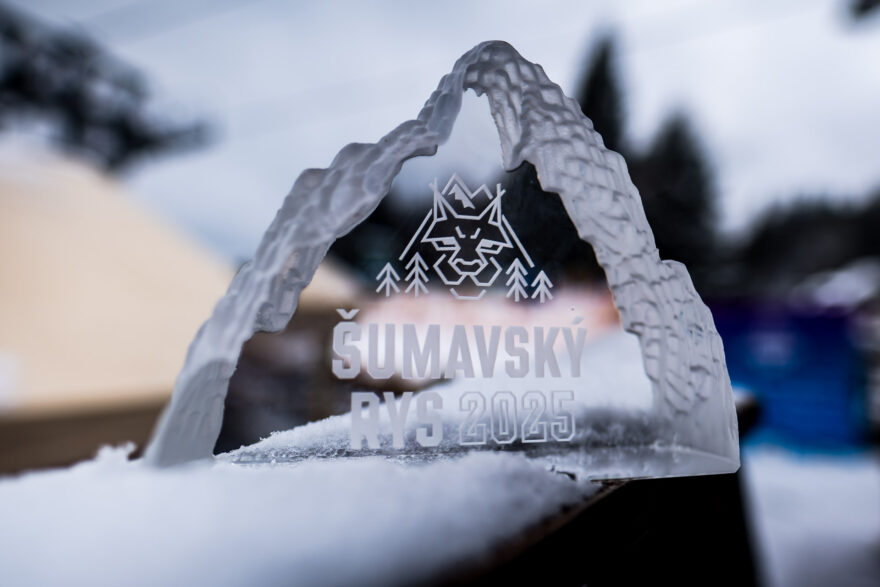 Nejlepší z kategorií si jako hlavní cenu odnesli skleněnou plaketu ve tvaru hory odkazující na bohatou historii sklářství v regionu.