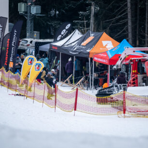 První ročník večerního skialpového závodu Šumavský rys proběhl 15. února 2025 v lyžařském areálu Ski&Bike Špičák na Šumavě.