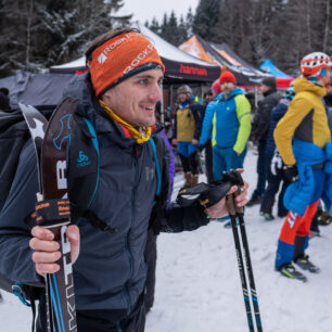 Filip Matějovič (člen české reprezentace ve skialpinismu) před startem závodu Šumavský rys