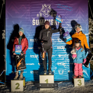 Vítězkyně katerorie Ženy2: Jindřiška Zemanová (1. místo), Alča Pašková (2. místo), Martina Kadlecová (3. místo)