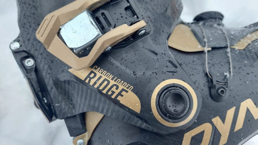 Skelet je vyztužen karbonovými vlákny - DYNAFIT RIDGE PRO