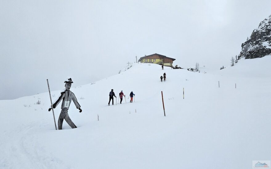 Pod chatou Bockhartseehutte (1933 m)