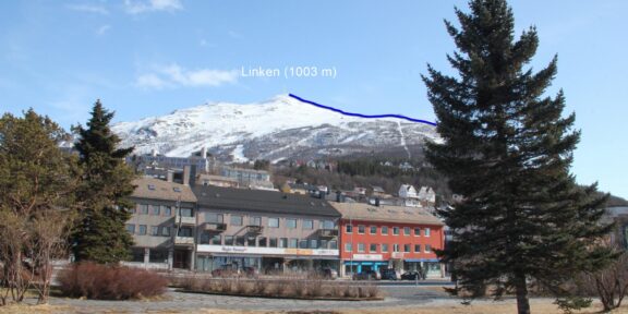Tredjetoppen (1272 m) – skialpová túra na vyhlídkový vrchol nad norským Narvikem