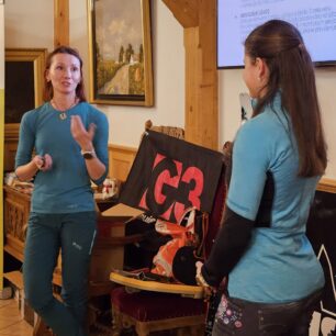 Marie Machová s Evou Matějovičovou představily aktuální stav závodního skialpinismu, kvalifikaci na ZOH 2026 a mnohé další