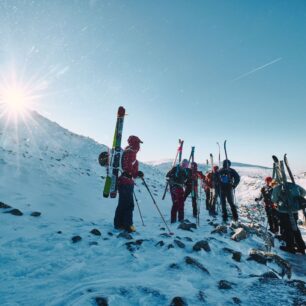 Pěší část výstupu v rámci SkialpujFEST, foto: Tomáš Binter, Skialpuj.cz