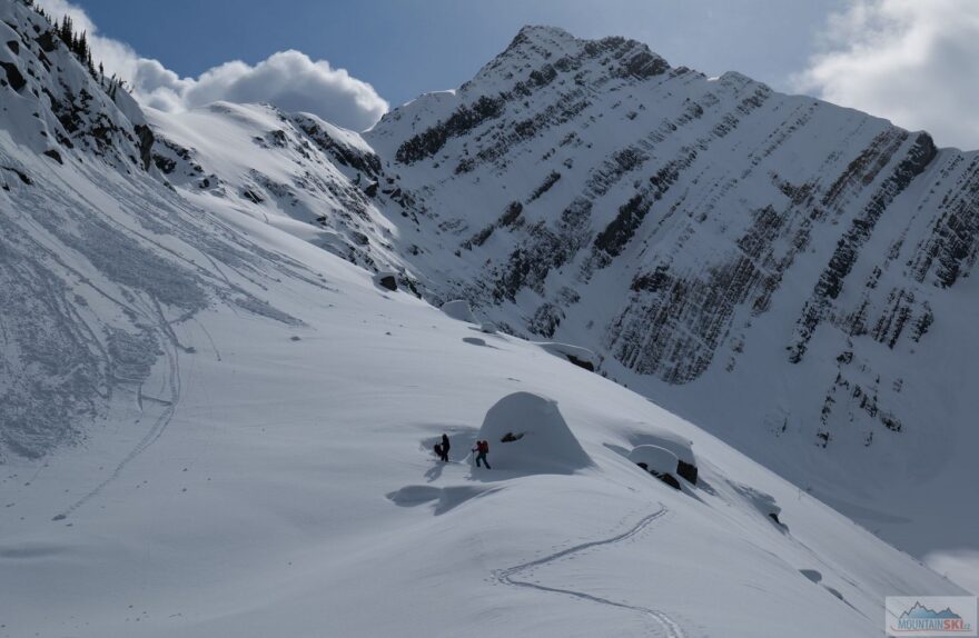 Střední část výstupu do sedla Portal (2540 m)