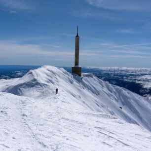 Po hřebenu od vysílače na hlavní vrchol Gaustatoppen (1882 m), foto: Libuše Rodová