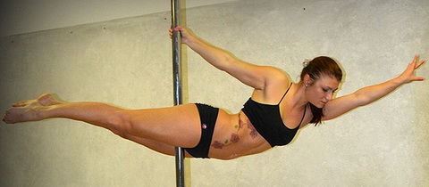 Ideální příprava na zimní hory? Jednoznačně POLE DANCE!