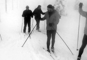 Setkání skialpinistů 2013 bylo na Dvoračkách zavaleno sněhem