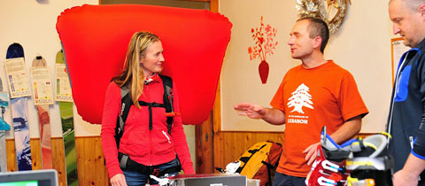 Setkání skialpinistů plné novinek ve vybavení a strmých sjezdů