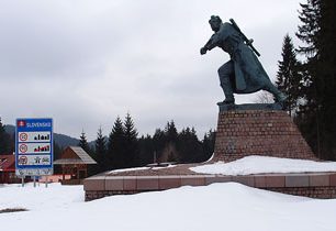 Beskydsko-Javornická běžkařská magistrála v březnu