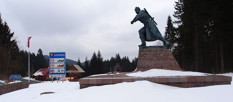 Beskydsko-Javornická běžkařská magistrála v březnu