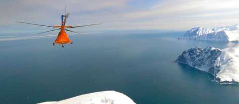 Ukázkový dubnový kamčatský heliski na vulkánech Viljučinskij (2173 m) a Mutnovskij (2322 m)