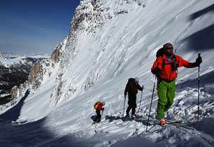 Skialpové únorové Dolomity v obytňáku a s výhledem na Tre Cime