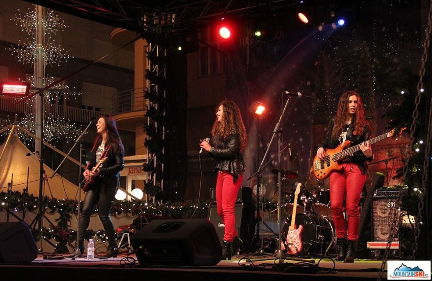 Advent u Zagrebu – ANGELS – All female melodic hard rock band
