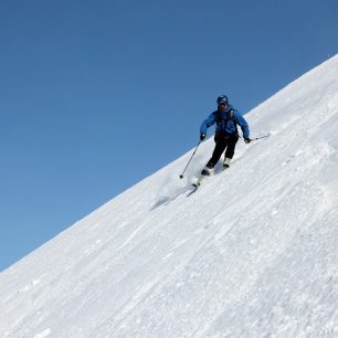 Pažout při sjezdu z Avačinské
