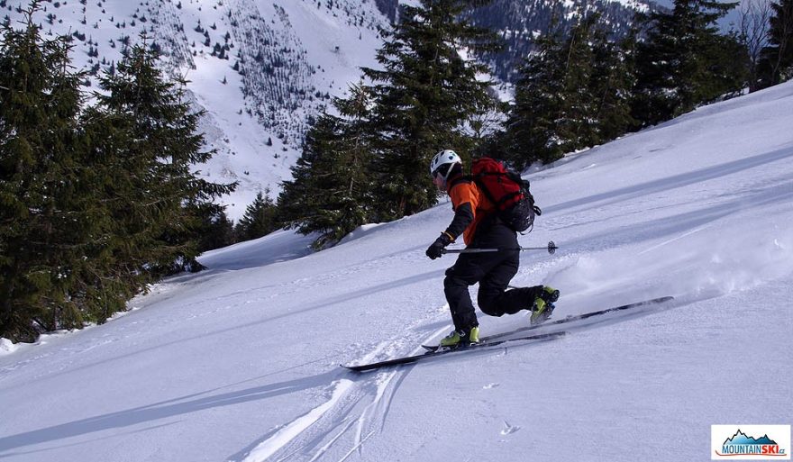 Správně zatížít vnitřní lyži 